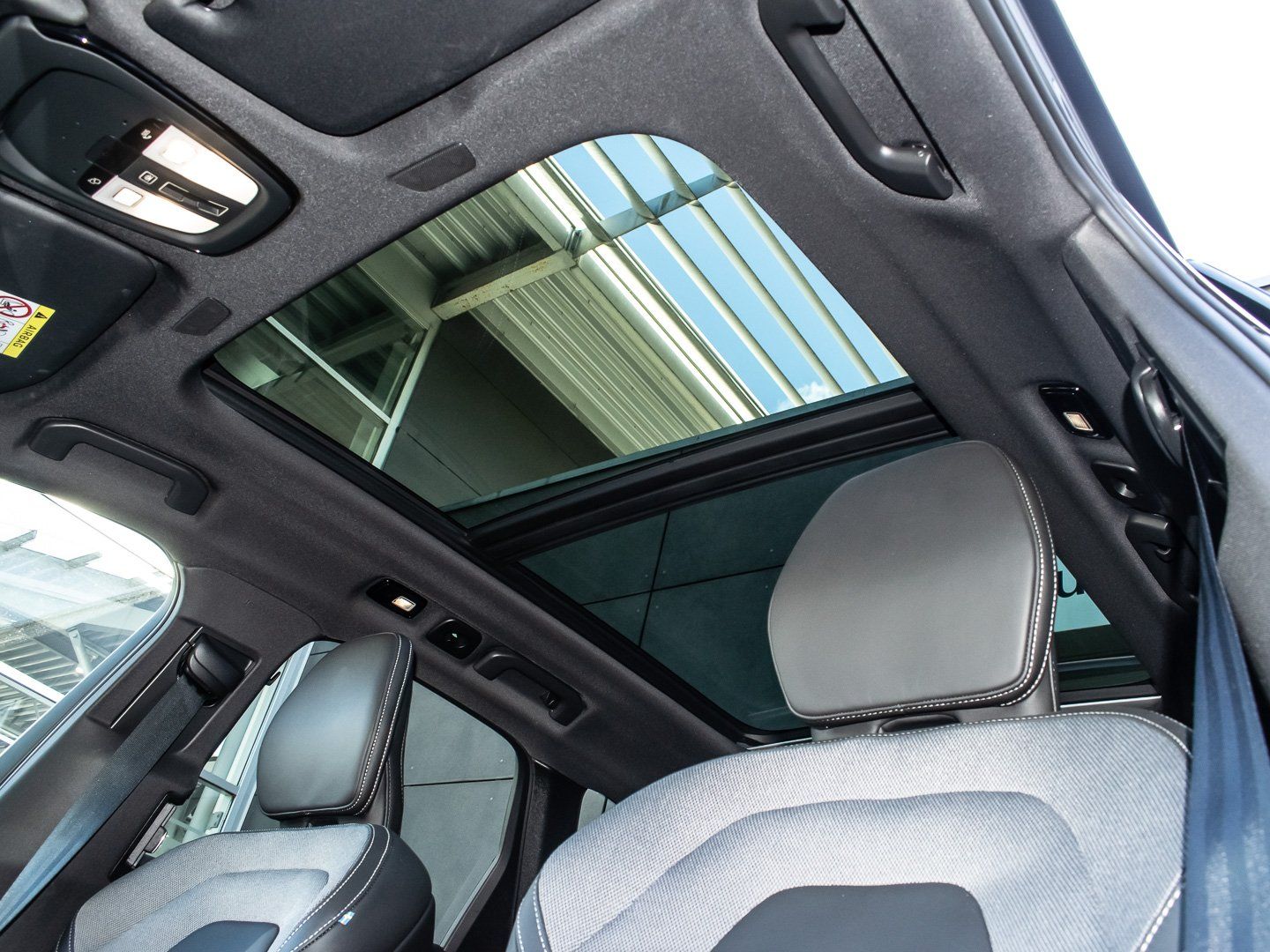 Volvo XC60 B5 (E6d) Ultra Black Edition 360 3xKLIMA LM