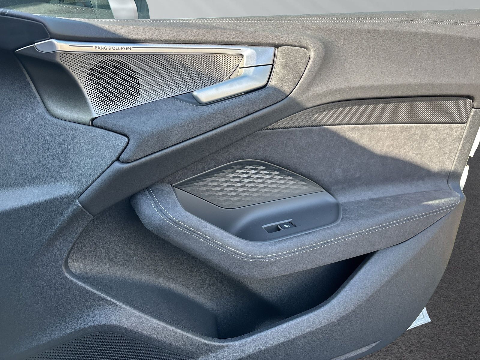 Audi A5 Avant TDI quattro S tronic S line+B&O+STANDH.