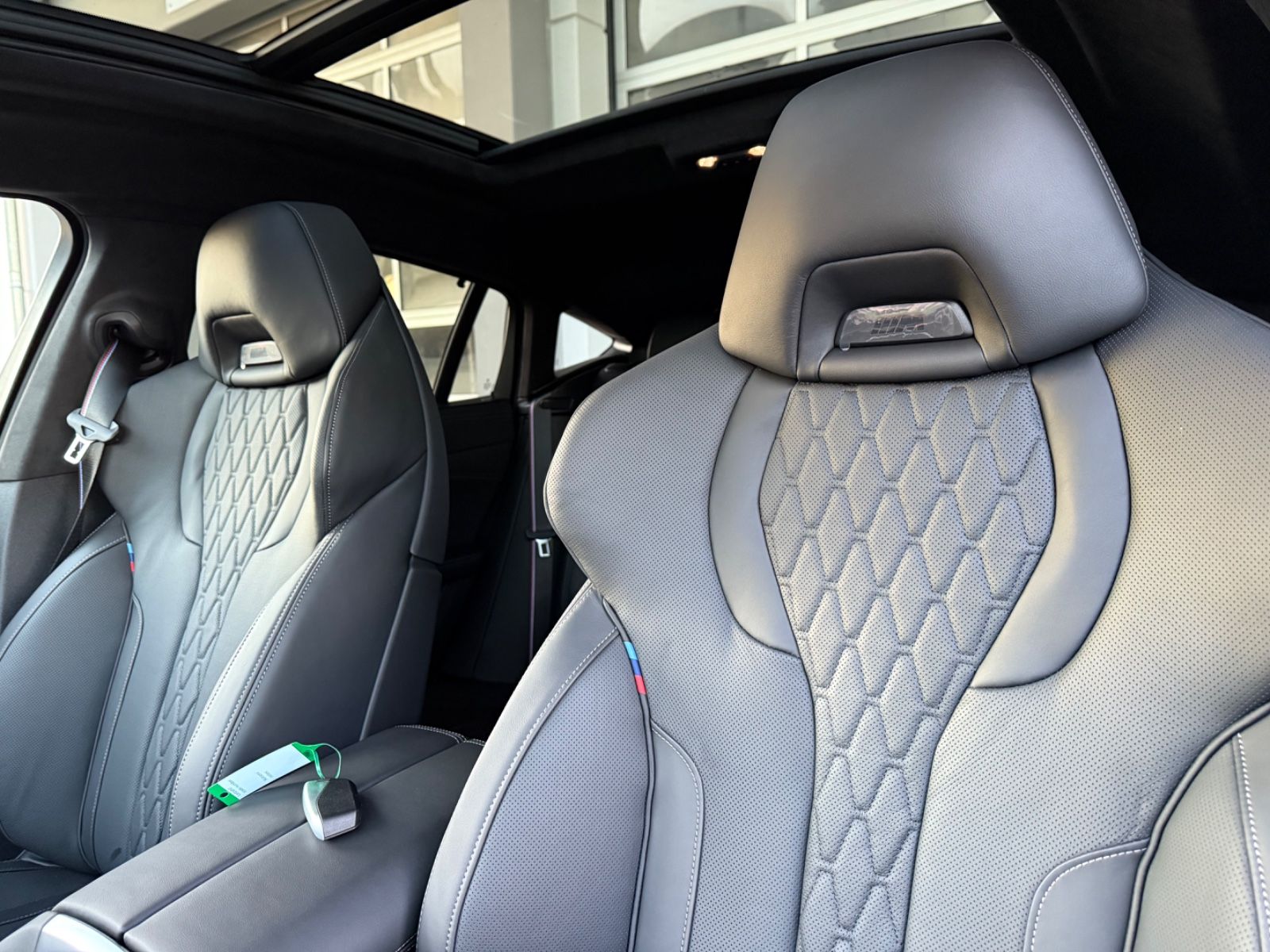 BMW X6 40 i xDrive M Sport - Samsaru's Car Outlet