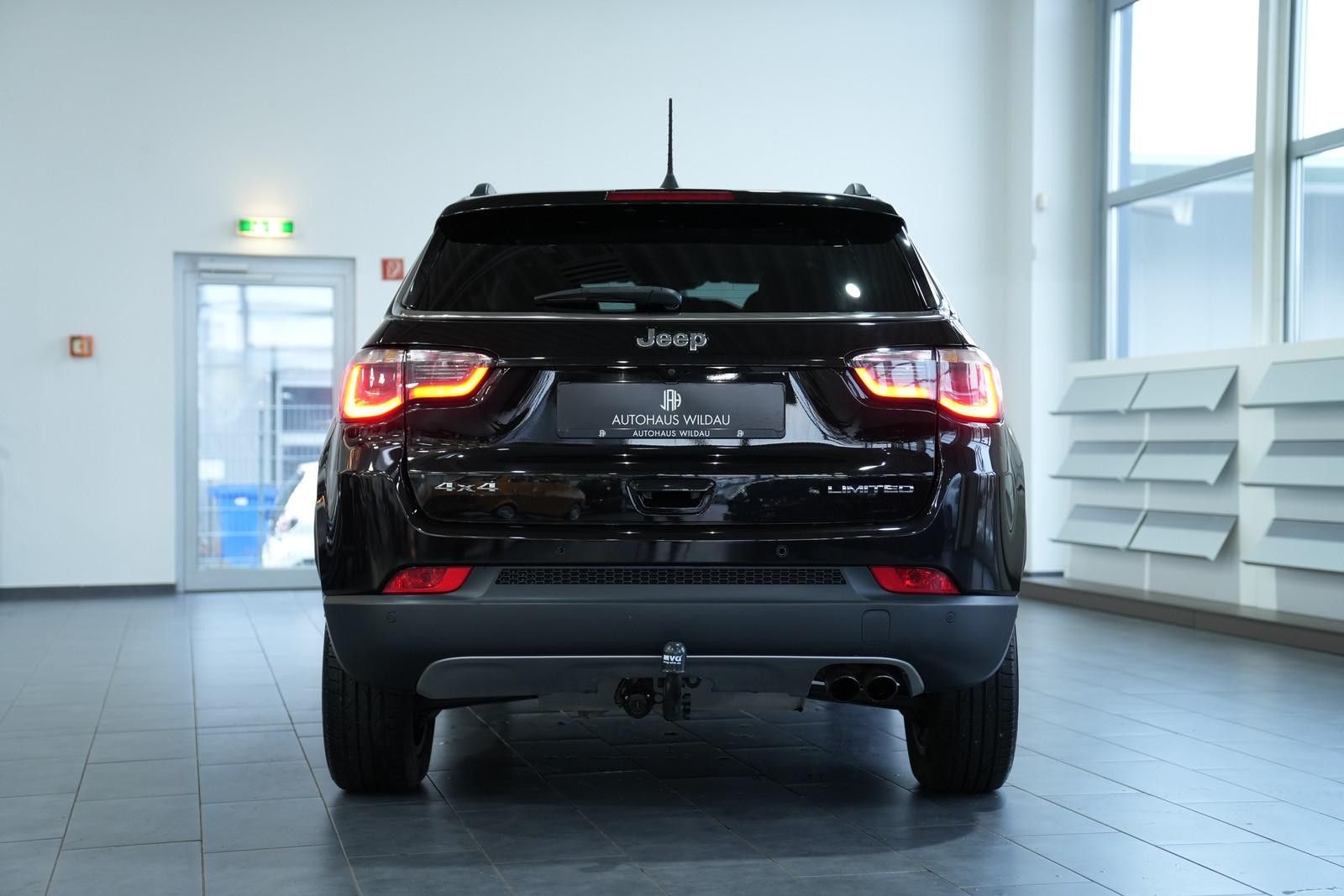 Jeep Compass Limited 4X4 *AUT*NAV**KEYLEES*LEDER*AHK*