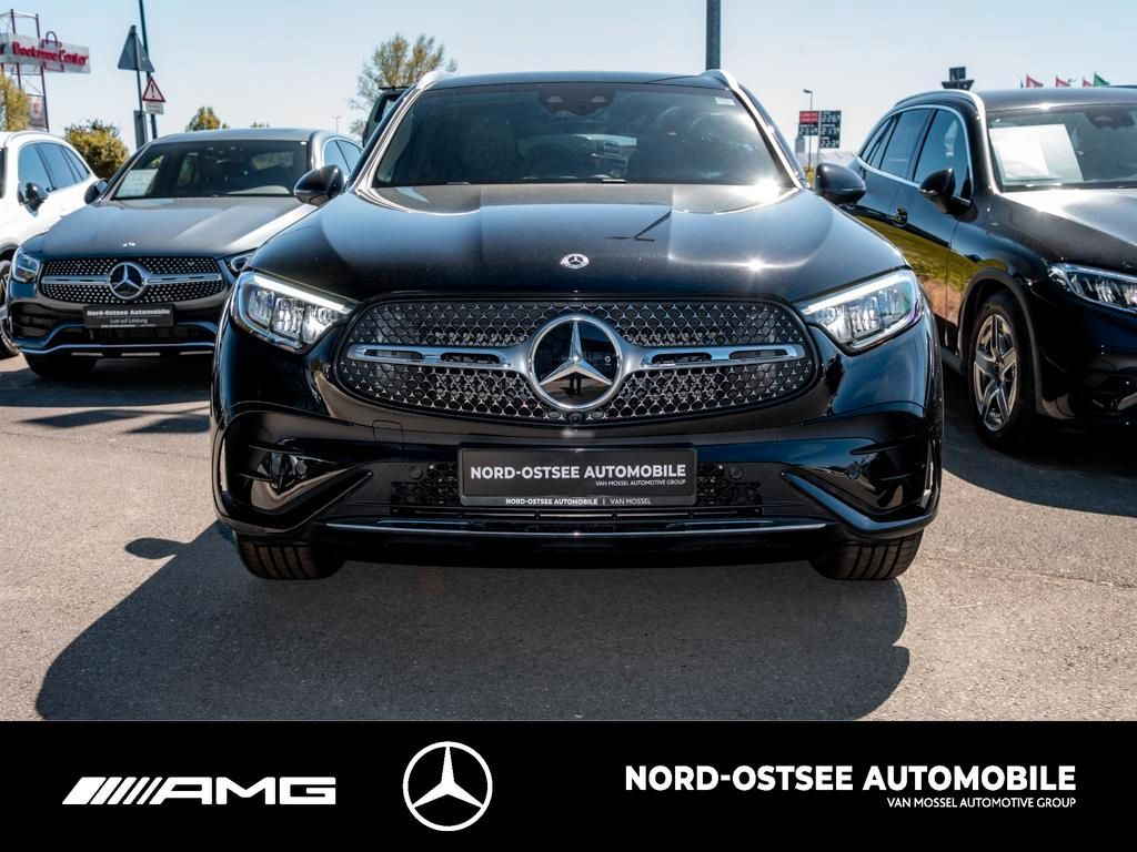 Mercedes-Benz GLC 300 d AMG 4M AHK DISTRONIC MBUX KEYLESS-GO