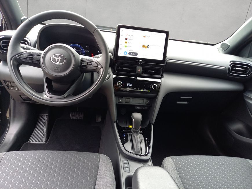 Toyota Yaris Cross Teamplayer Safety-Paket Winter-Paket