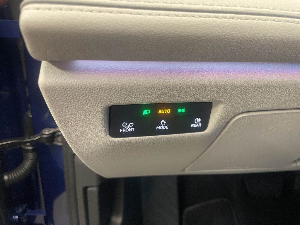Volkswagen Passat Variant 1.5 eHybrid Elegance DSG Matrix