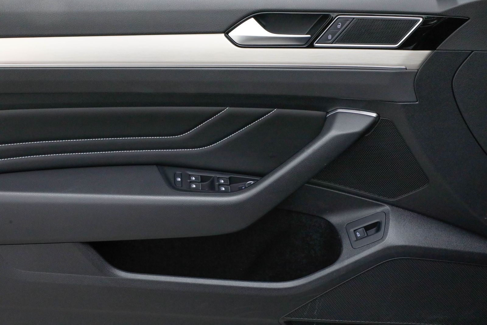 Volkswagen Passat Variant 2.0 TDI DSG Elegance Matrix Pano