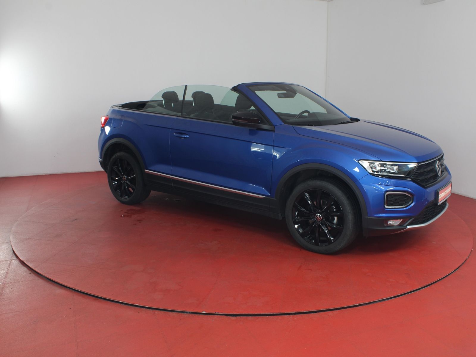 Volkswagen T-Roc Style 1.0TSI - Samsaru's Car Outlet