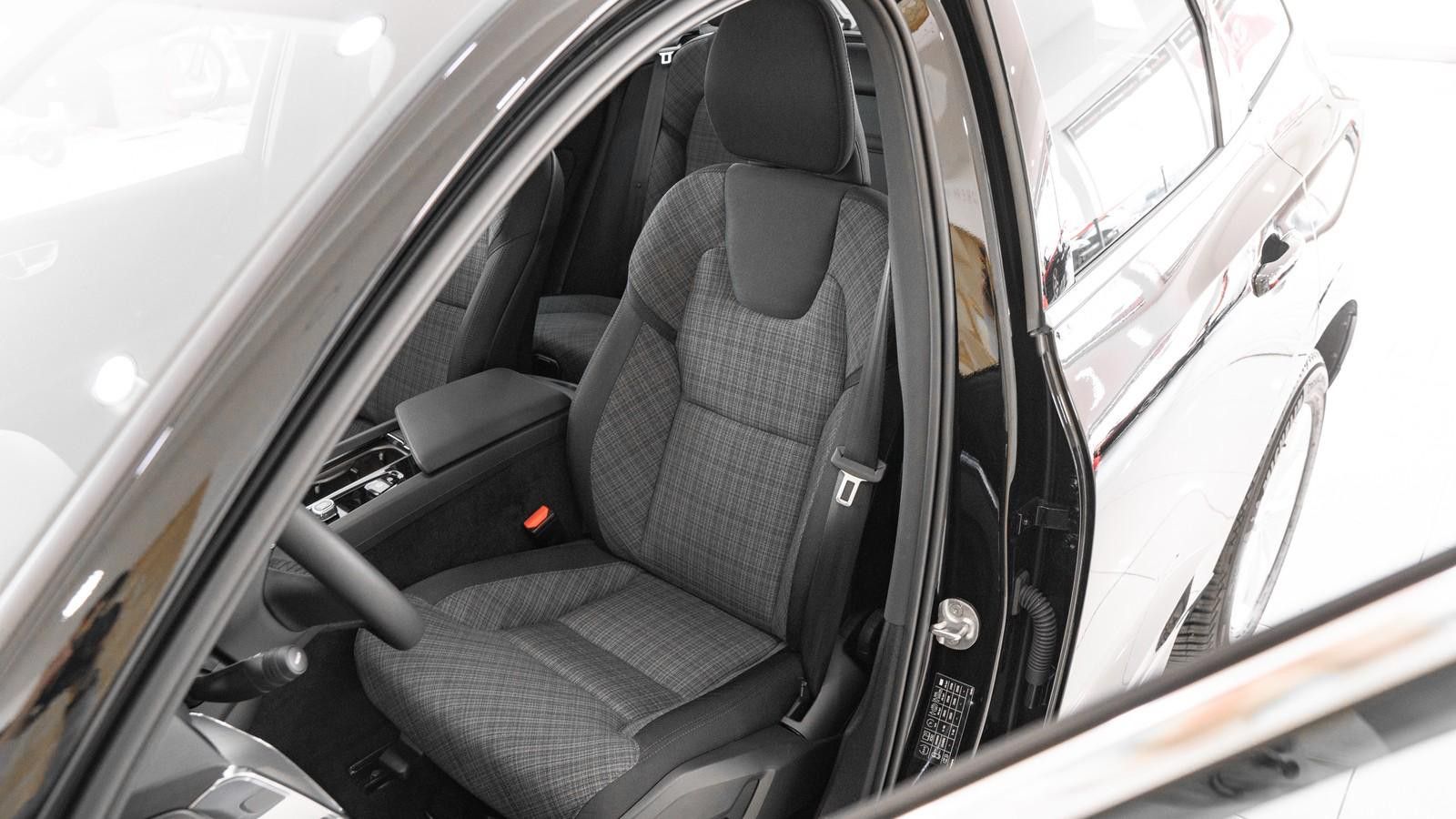 Volvo XC 60 - Samsaru's Car Outlet