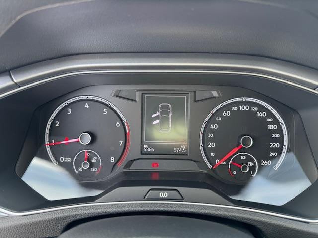 Volkswagen T-Roc Active 1.0 l TSI - Samsaru's Car Outlet