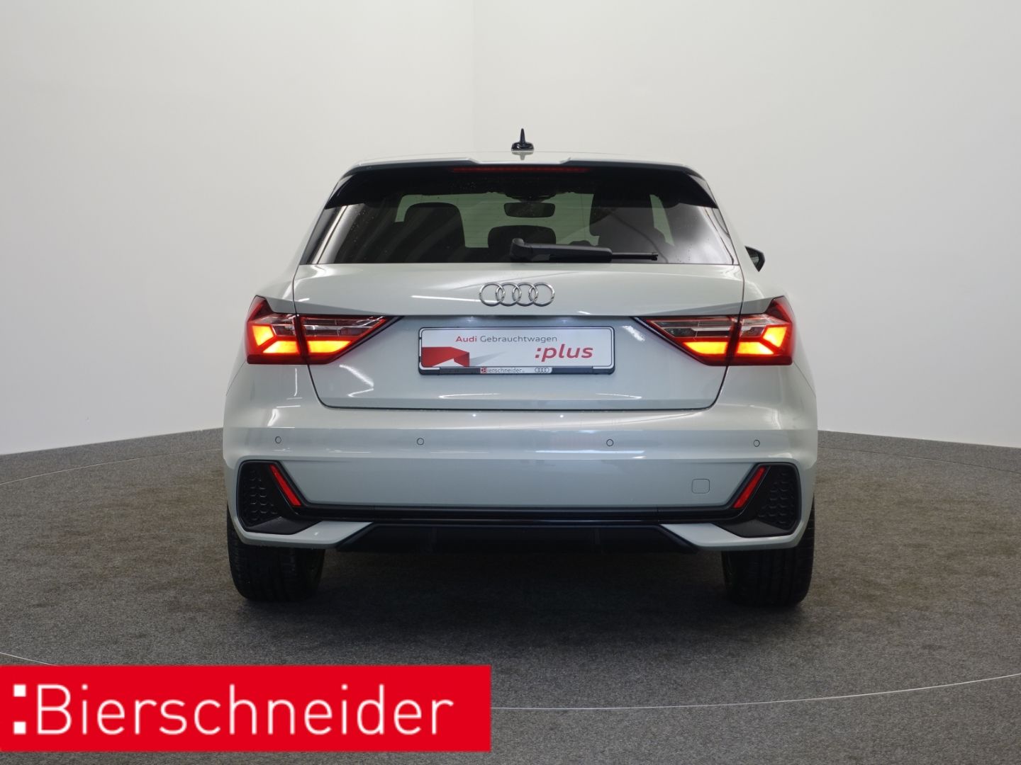 Audi A1 Sportback 25 TFSI S tronic line - Samsaru's Car Outlet