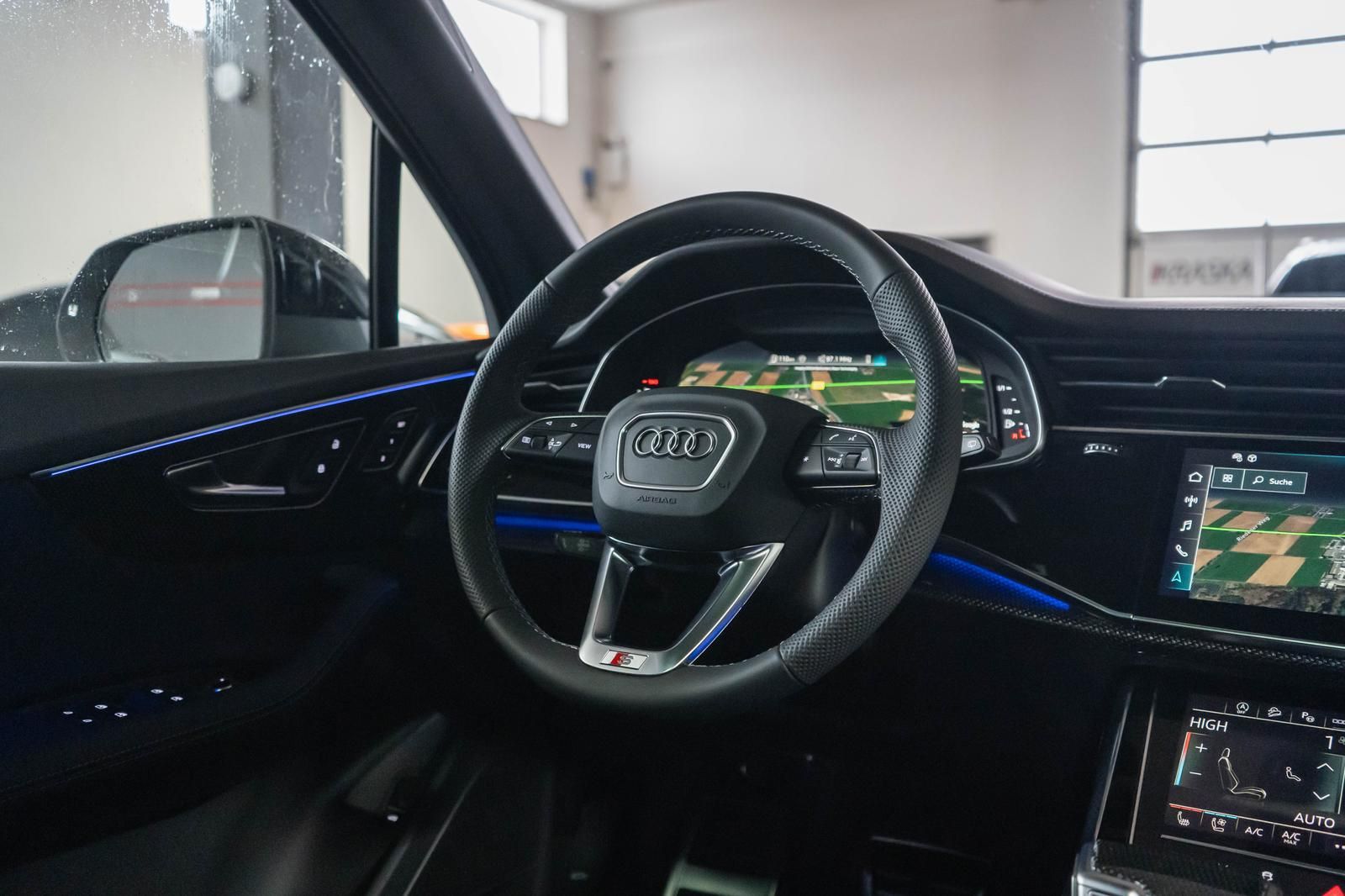 Audi Q7 50 TDI S-line competition AHK B&O PANO STHZ
