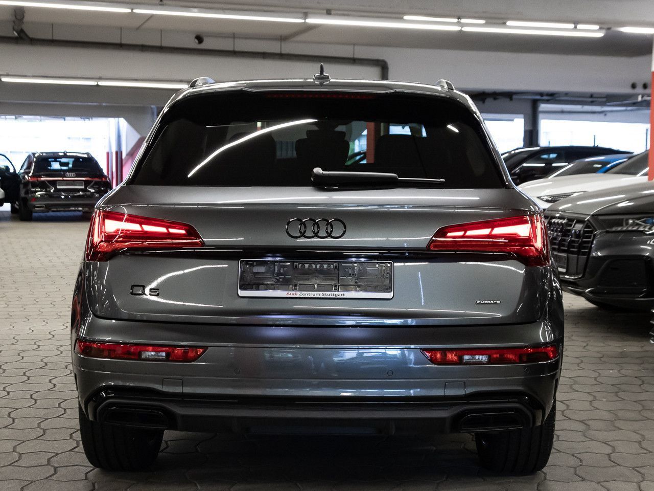 Audi Q5 40 TFSI quattro S line AHK Matrix Pano Kamera