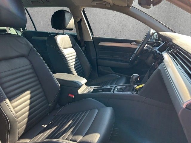 Volkswagen Passat Variant Alltrack 4M 2.0TDI DSG LEDER +Sta