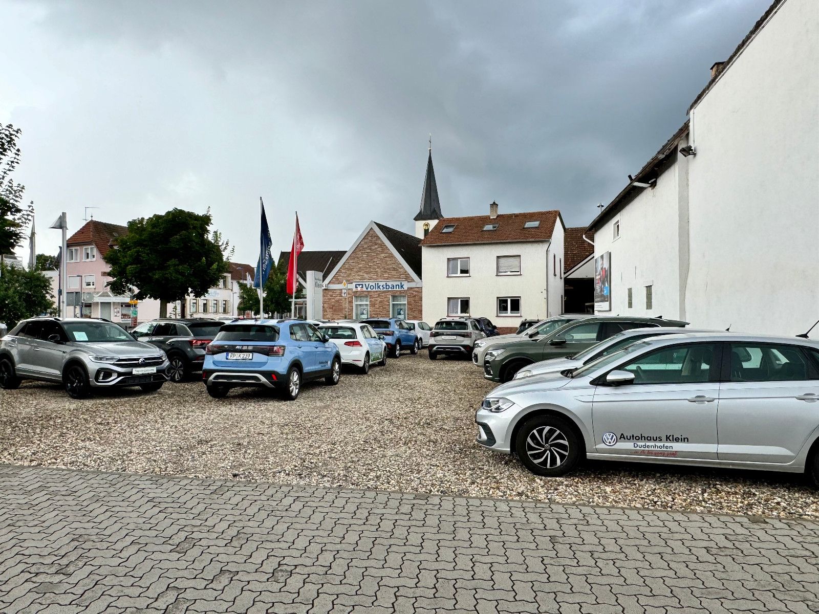 Volkswagen T-Roc Style 1.5 TSI - Samsaru's Car Outlet