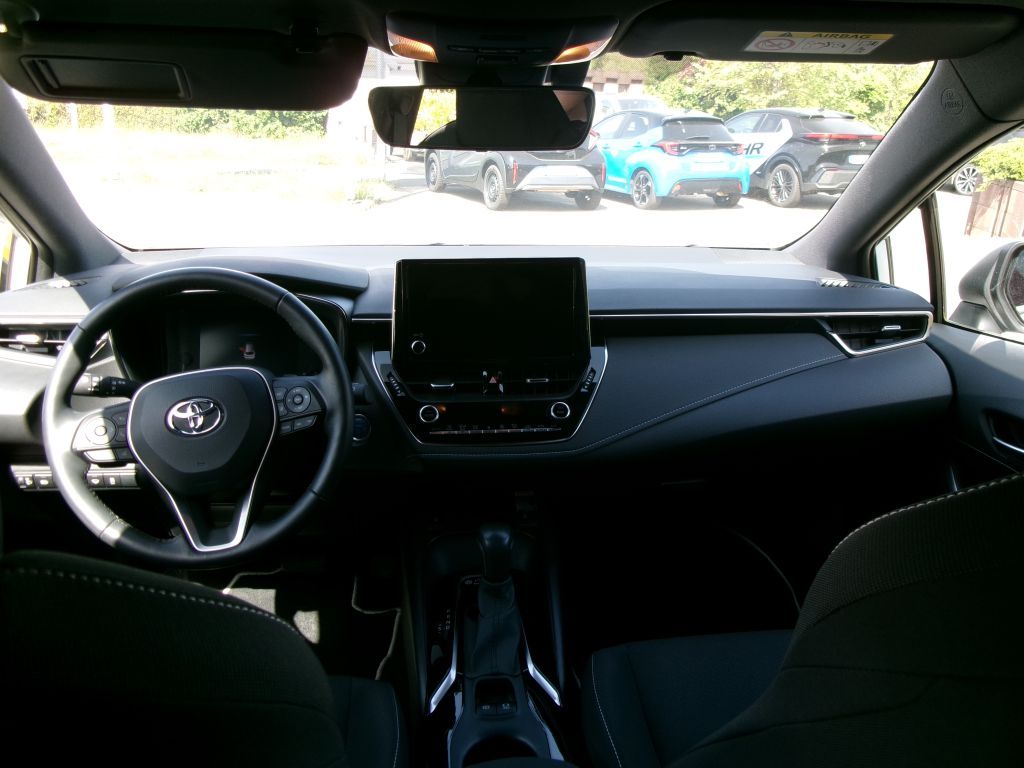 Toyota Corolla 2.0 Hybrid TS Team - Samsaru's Car Outlet