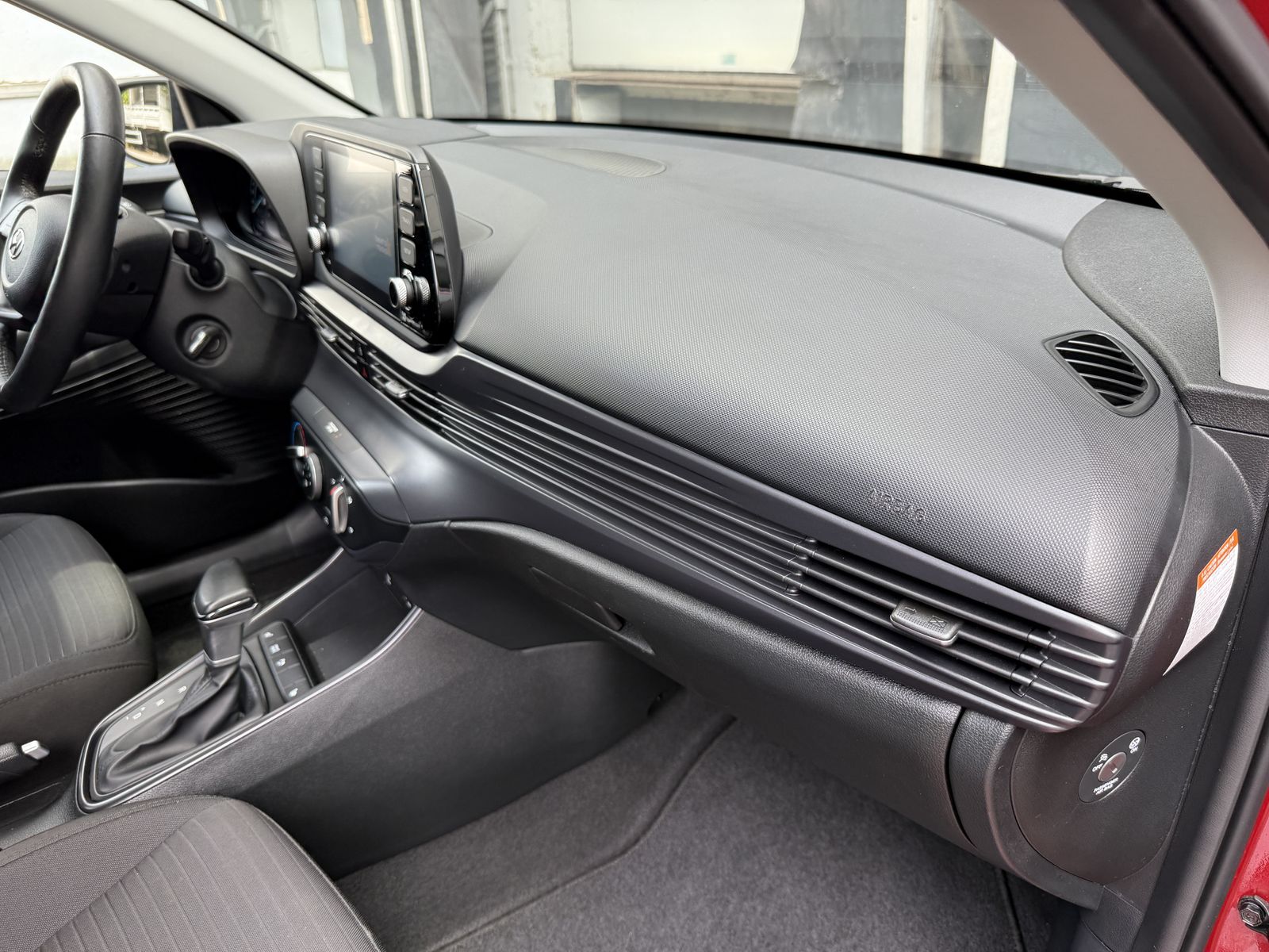 Hyundai i20 Edition 30 Mild-Hybrid - Samsaru's Car Outlet