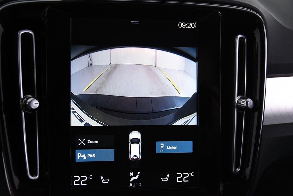 Volvo XC40 T4 Recharge - Samsaru's Car Outlet