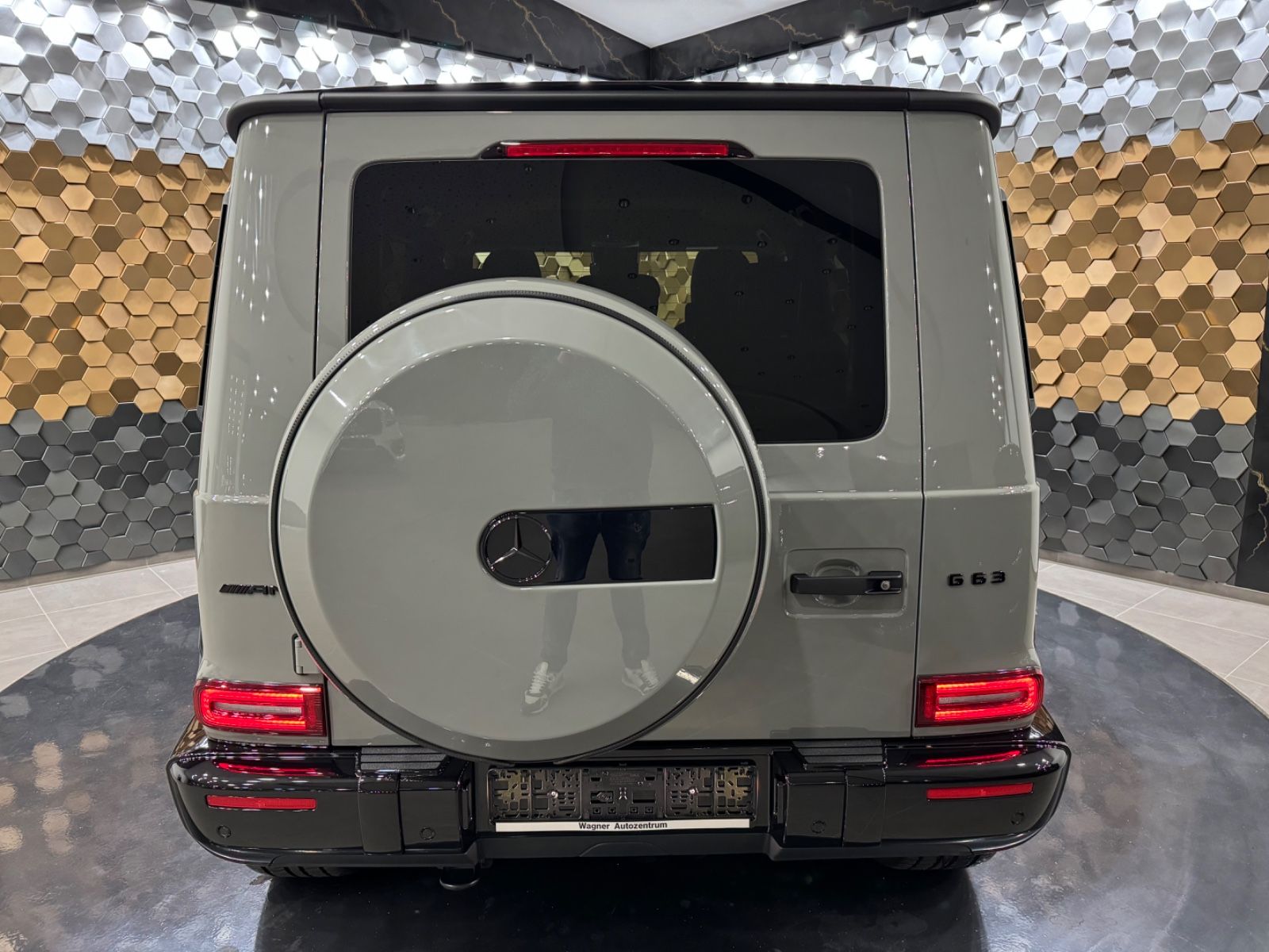 Mercedes-Benz G 63 AMG - Samsaru's Car Outlet