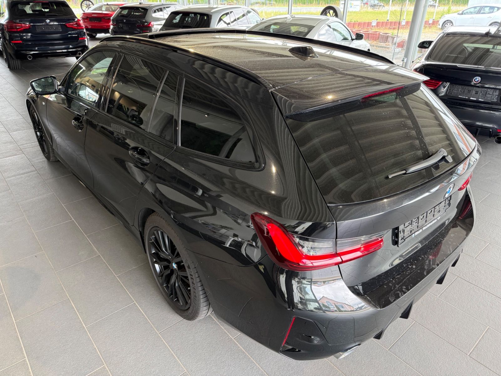 BMW 320d Touring M Sport - Samsaru's Car Outlet