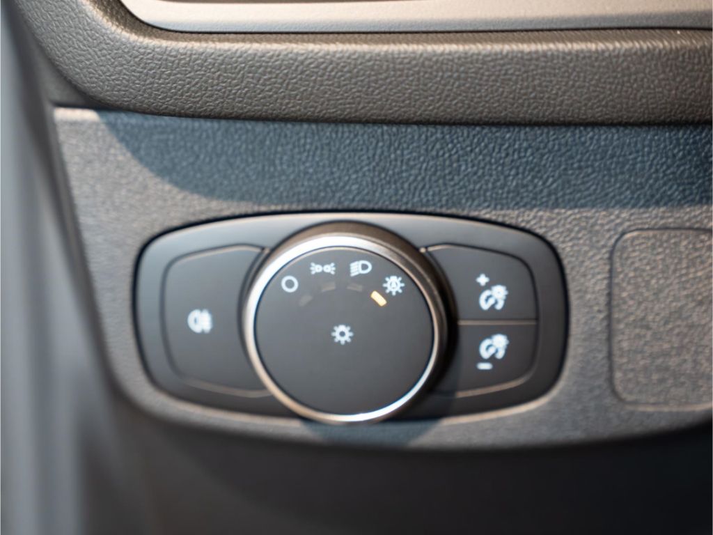 Ford Focus 1.0 MHEV Aut. Titanium X Matrix-LED Panora