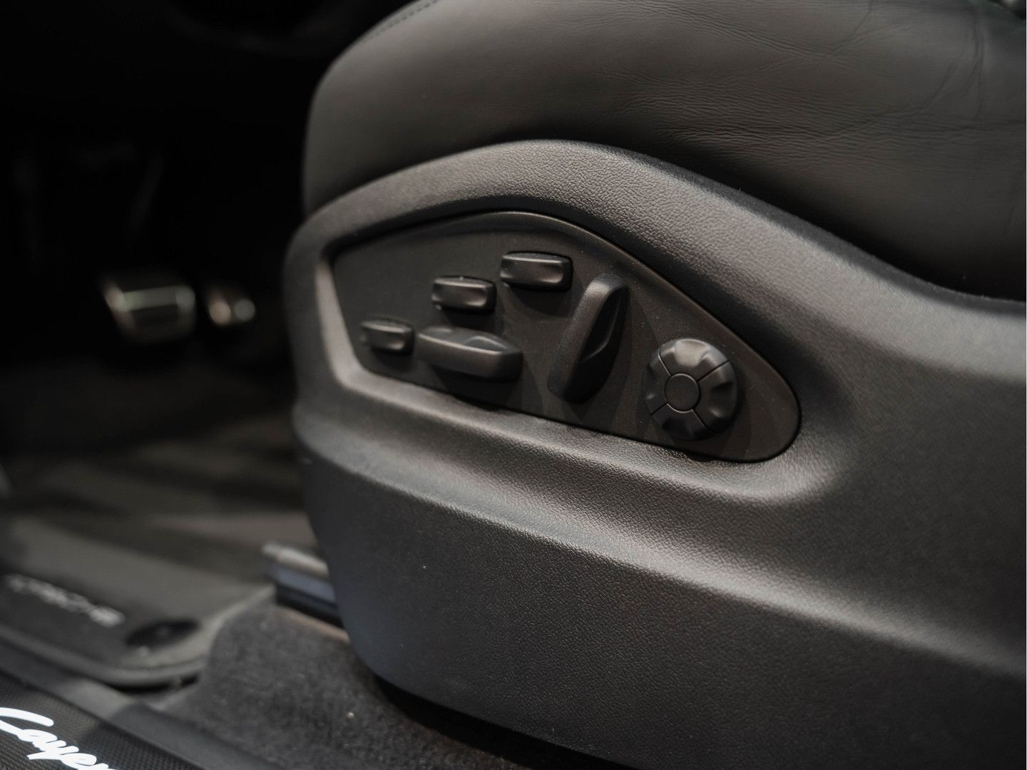 Porsche Cayenne Coupé E-Hybrid Carbon 3.0 E-Hybrid Pano