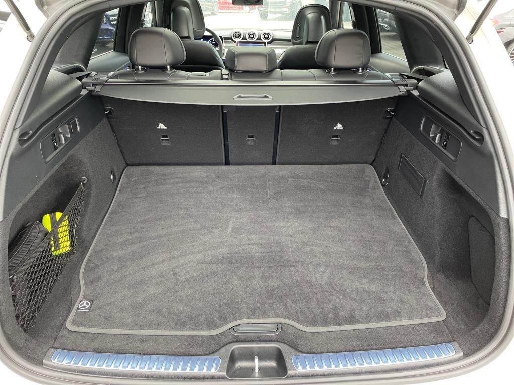 Mercedes-Benz GLC 220 d 4M AMG+AHK+Pano+Distronic+Navi+LM