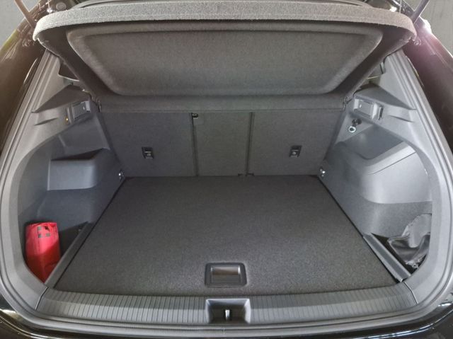 Volkswagen Tiguan TDI R-Line AHK 20Z Leder Pano Stand VOLL