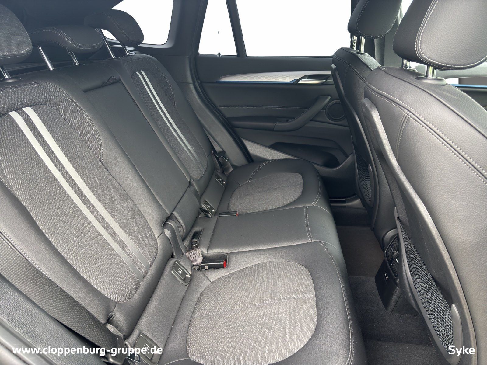 BMW X1 xDrive25e M Sportpaket - Samsaru's Car Outlet
