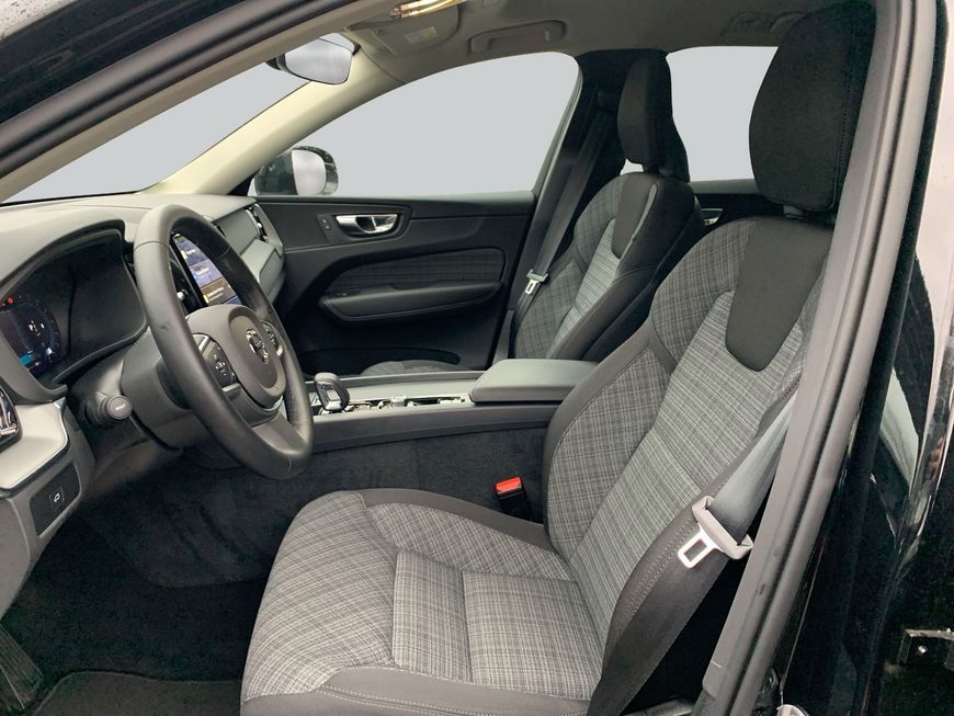 Volvo XC60 B5 B AWD Core