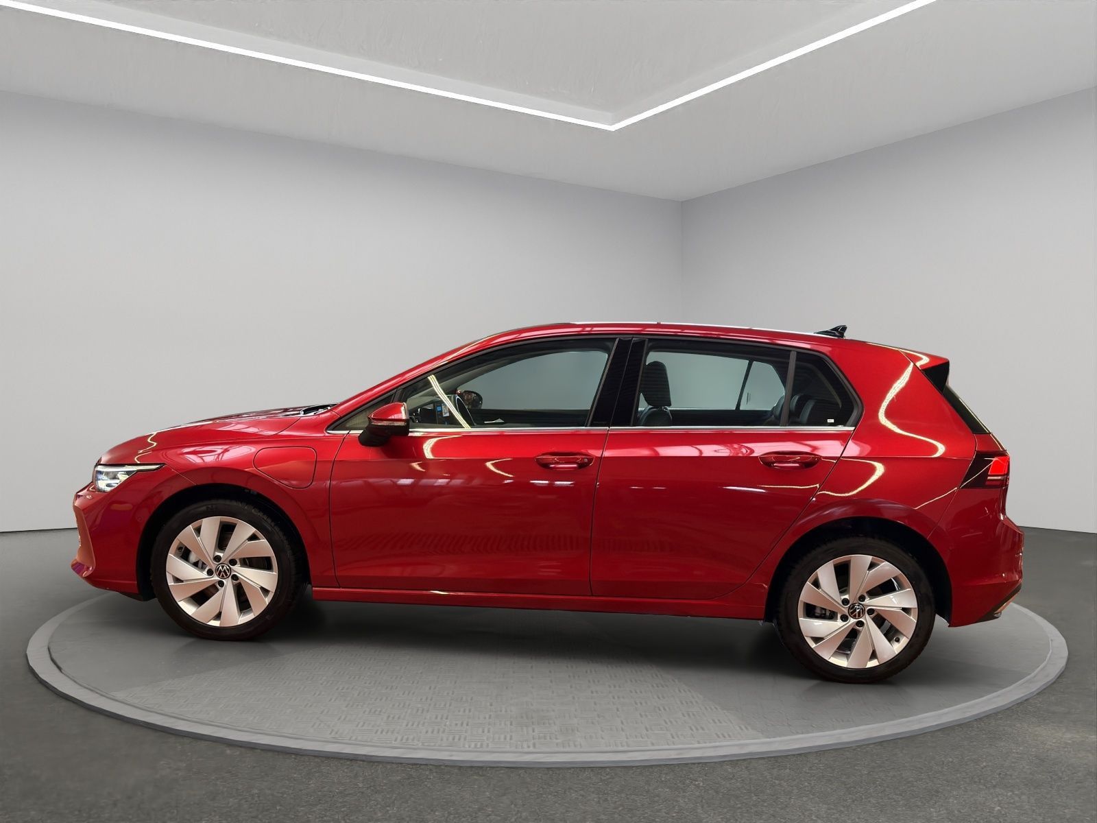 Volkswagen Golf VIII 1.5 eTSI eHybrid Style NAV+ACC+HUD+360