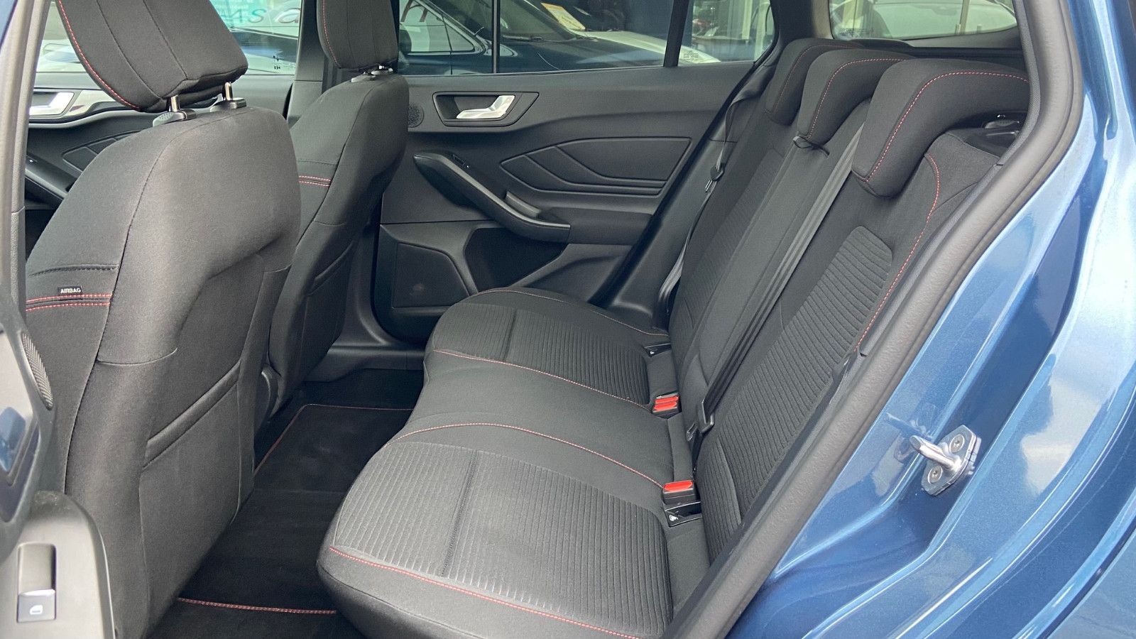 Ford Focus Turnier ST-Line X, Styling*PANO*Matrix-LED