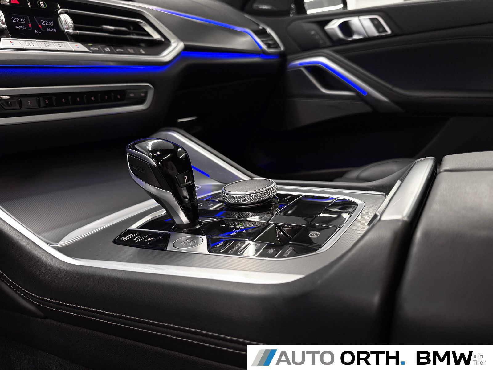 BMW X6 xDrive30d M-SPORT PANO SITZLÜFT ACC 360° AHK