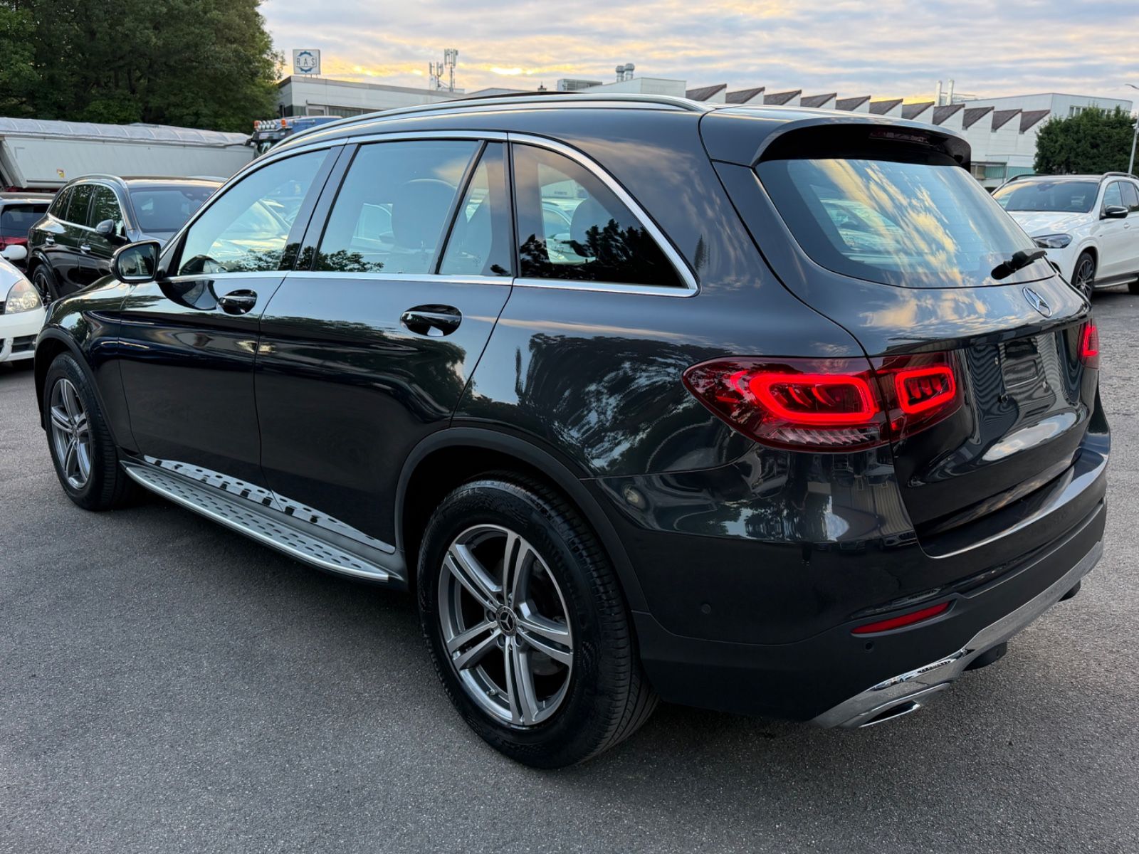 Mercedes-Benz GLC 300 d 4Matic *Exclusive+Head-up+Pano+AHK*