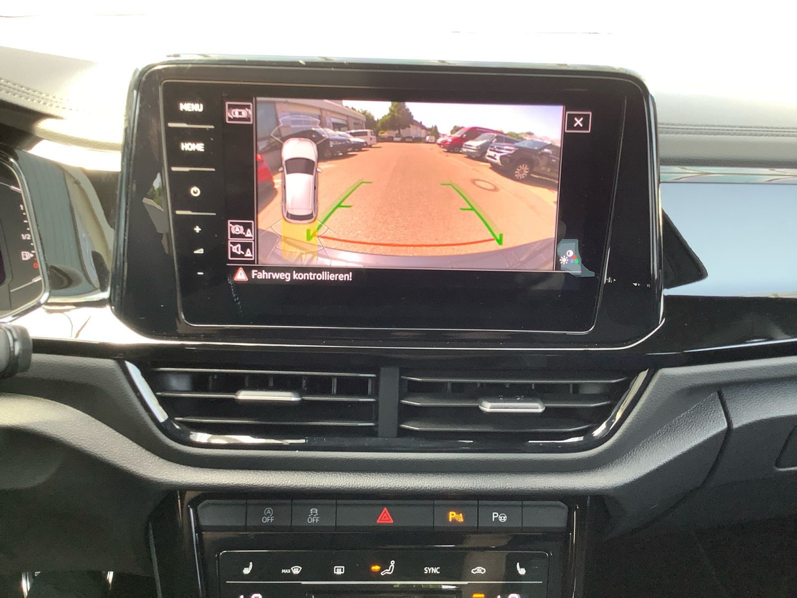 Volkswagen T-Roc 2.0 TSI DSG R 4M - Samsaru's Car Outlet