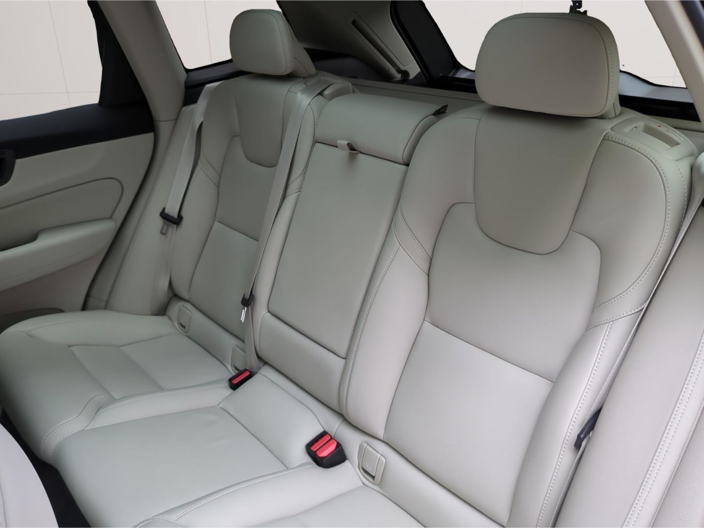 Volvo XC60 T8 Recharge Ultimate Bright *Luft*Massage*A