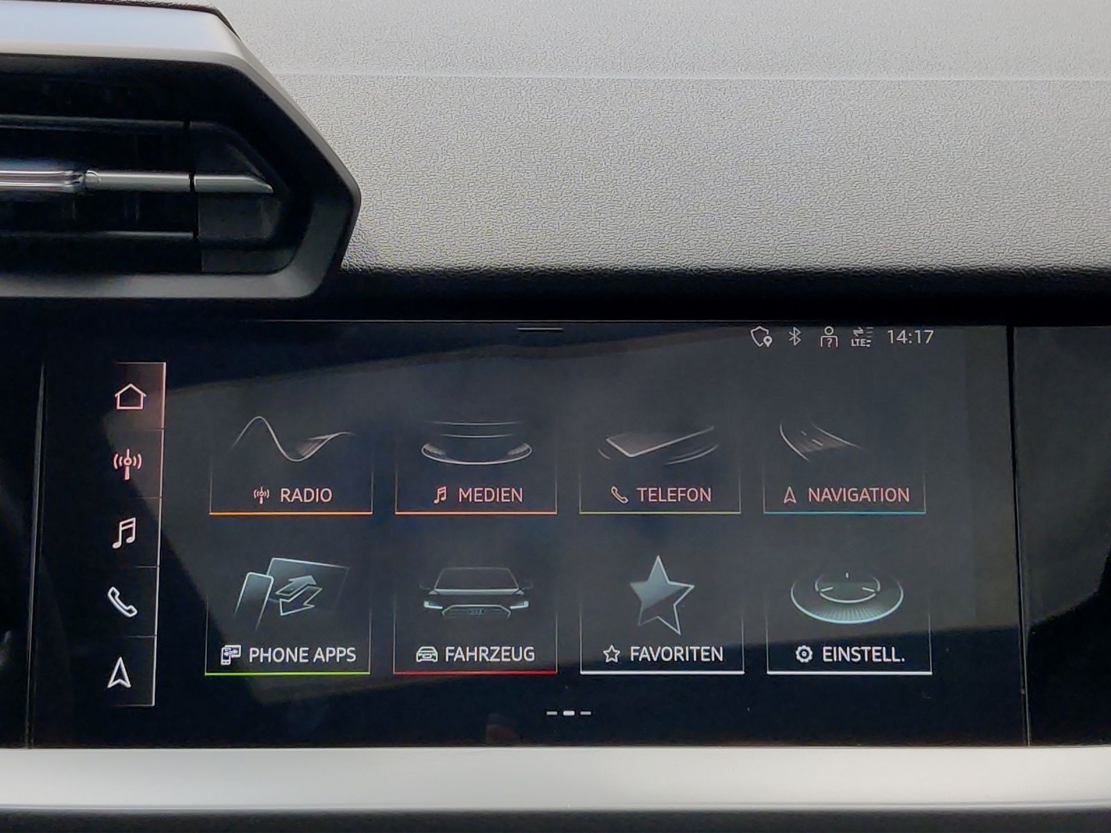 Audi A3 Sportback 30 TDI advanced - Samsaru's Car Outlet