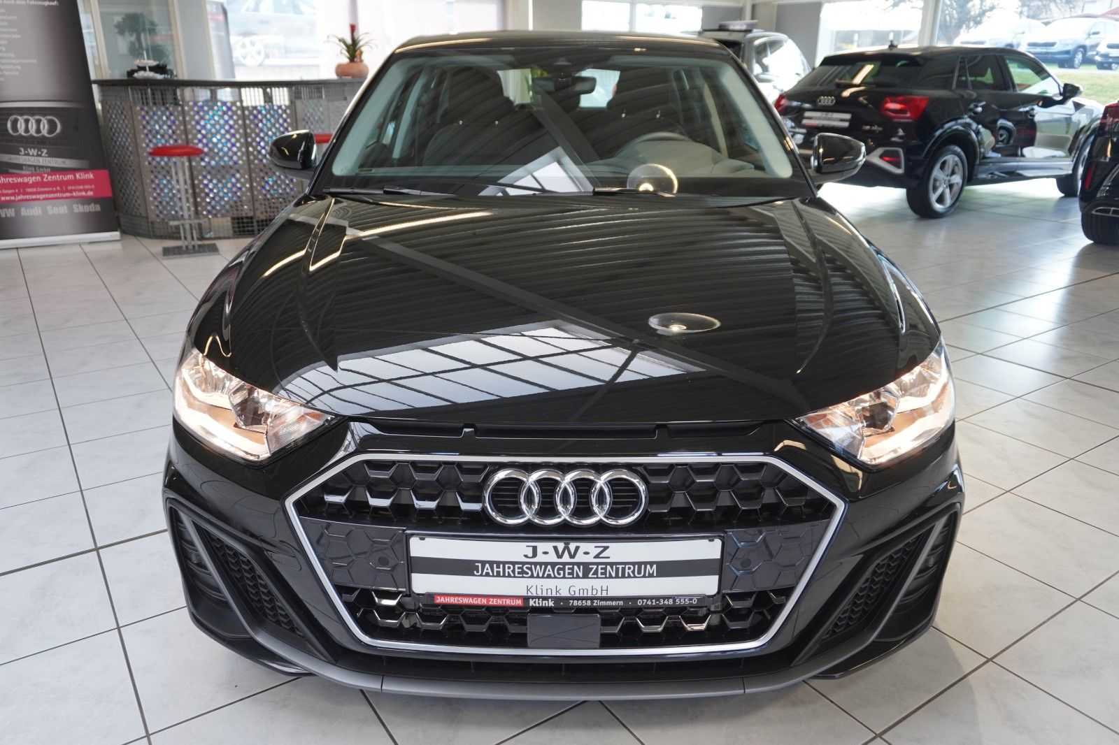 Audi A1 Sportback S-Line 30 TFSI S-Tronic - Samsaru's Car Outlet