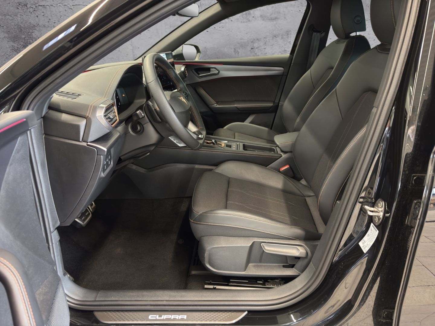 Cupra Leon Sp. 1.5 eTSI DSG INTELLIGENT DRIVE - Samsaru's Car Outlet