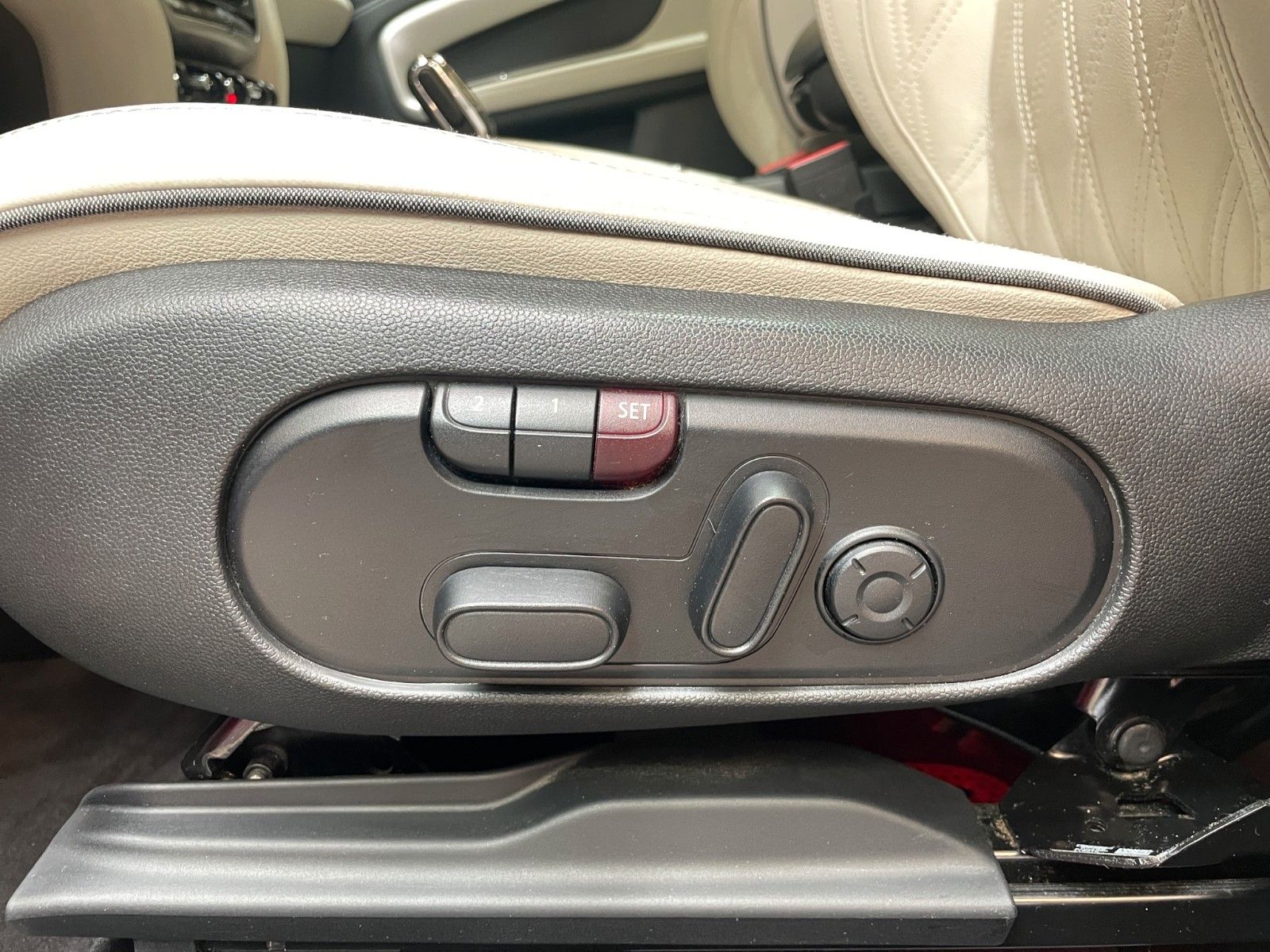 MINI Cooper Countryman YoursT - Samsaru's Car Outlet