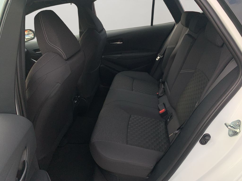Toyota Corolla 2.0 Hybrid Touring Sports Business Editi