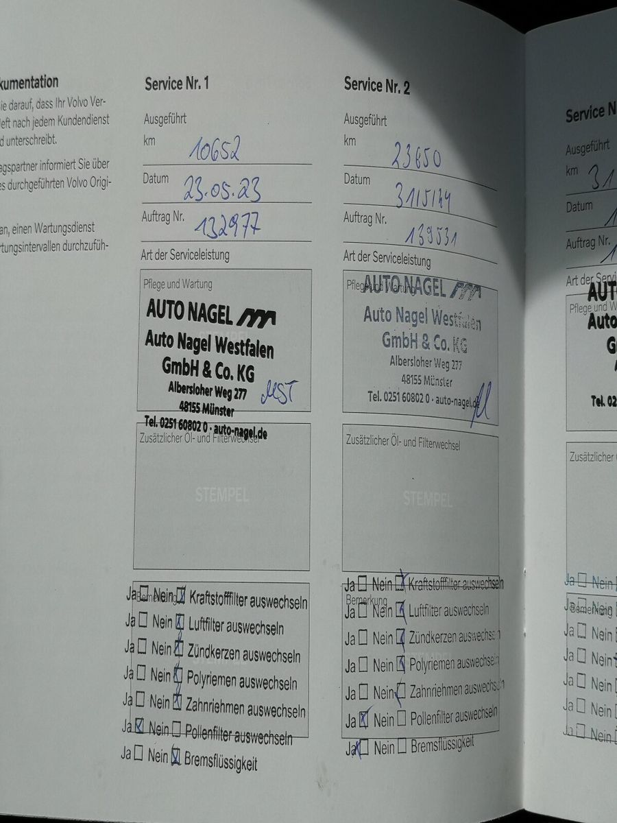 Volvo XC60 Recharge T6 Inscription - Samsaru's Car Outlet