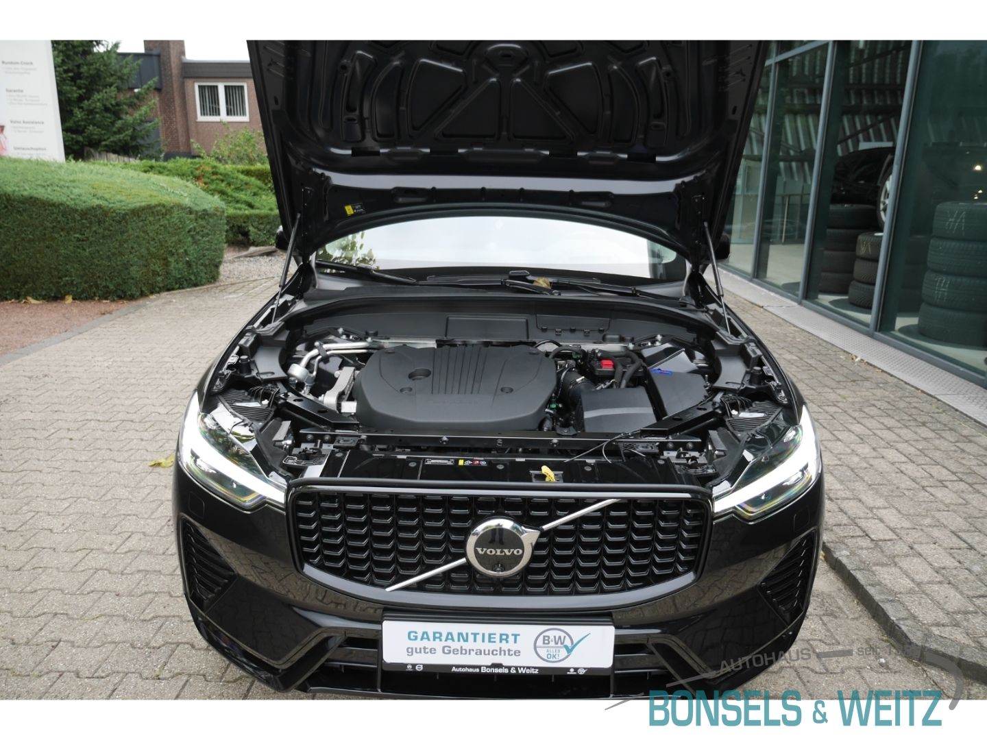 Volvo XC60 Ultra Dark Benzin EU6d B5 AWD MILD-HYBRID H