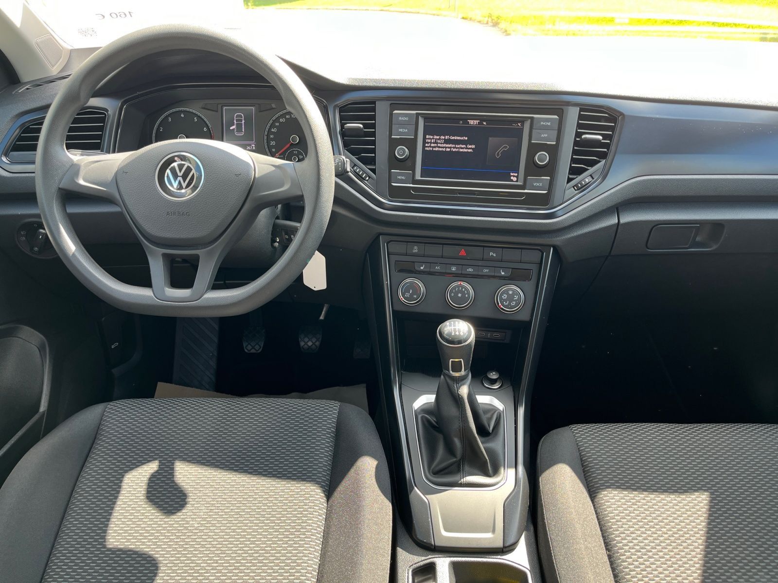 Volkswagen T-Roc 1.0TSI - Samsaru's Car Outlet