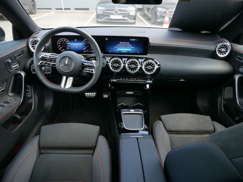 Mercedes-Benz CLA 250 4M AMG Night - Samsaru's Car Outlet
