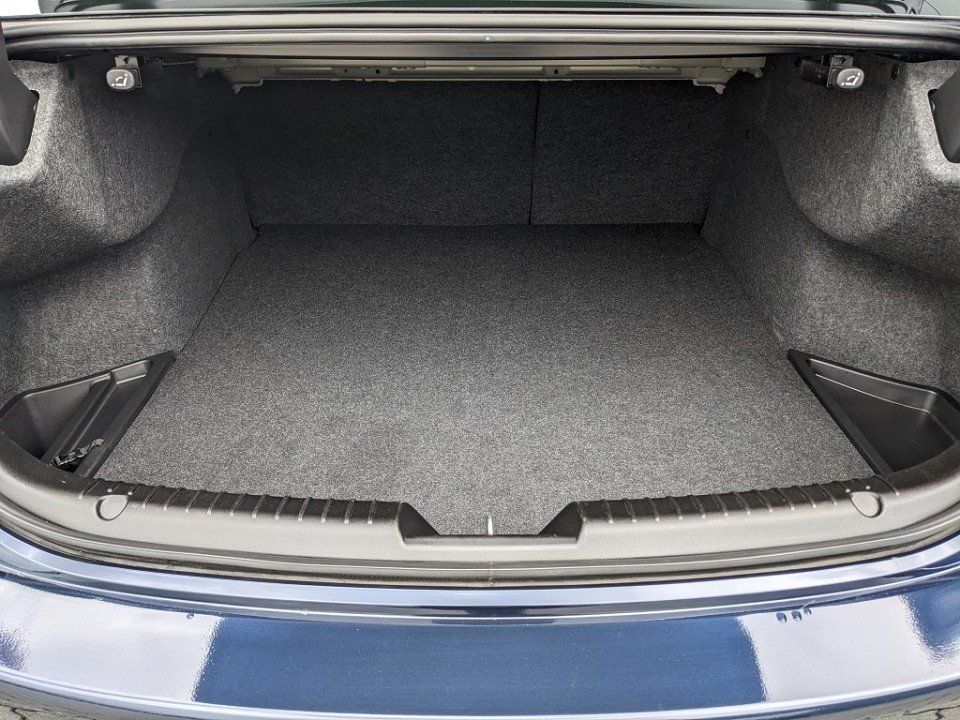 Mazda 6 4-Türer 2.5l Exclusive Bose Matrix-LED 360° Ka