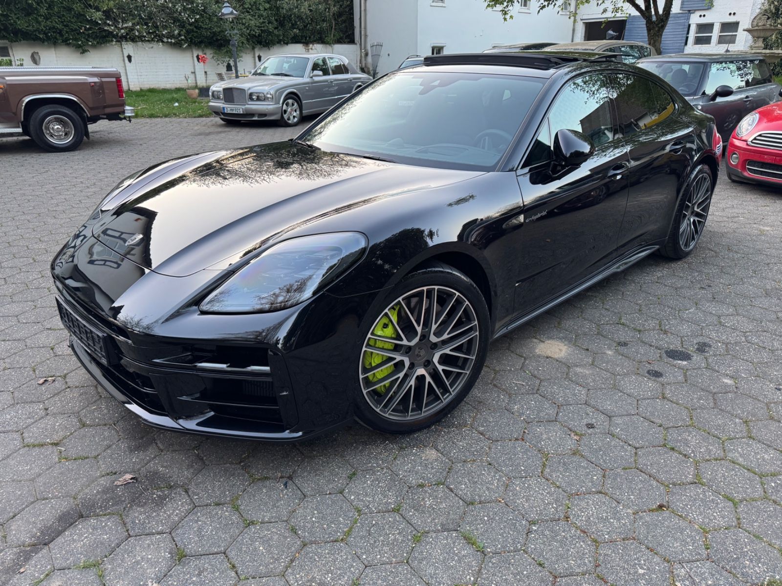 Porsche Panamera Vollausstattung, NP 227.543,25 €