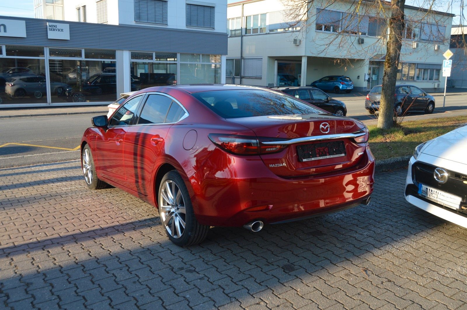 Mazda 6 Limousine Benzin 194PS 6AG Exclusive-Line Navi