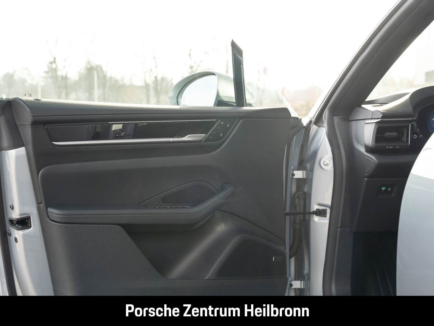 Porsche Macan 4S InnoDrive Surround-View LED-Matrix