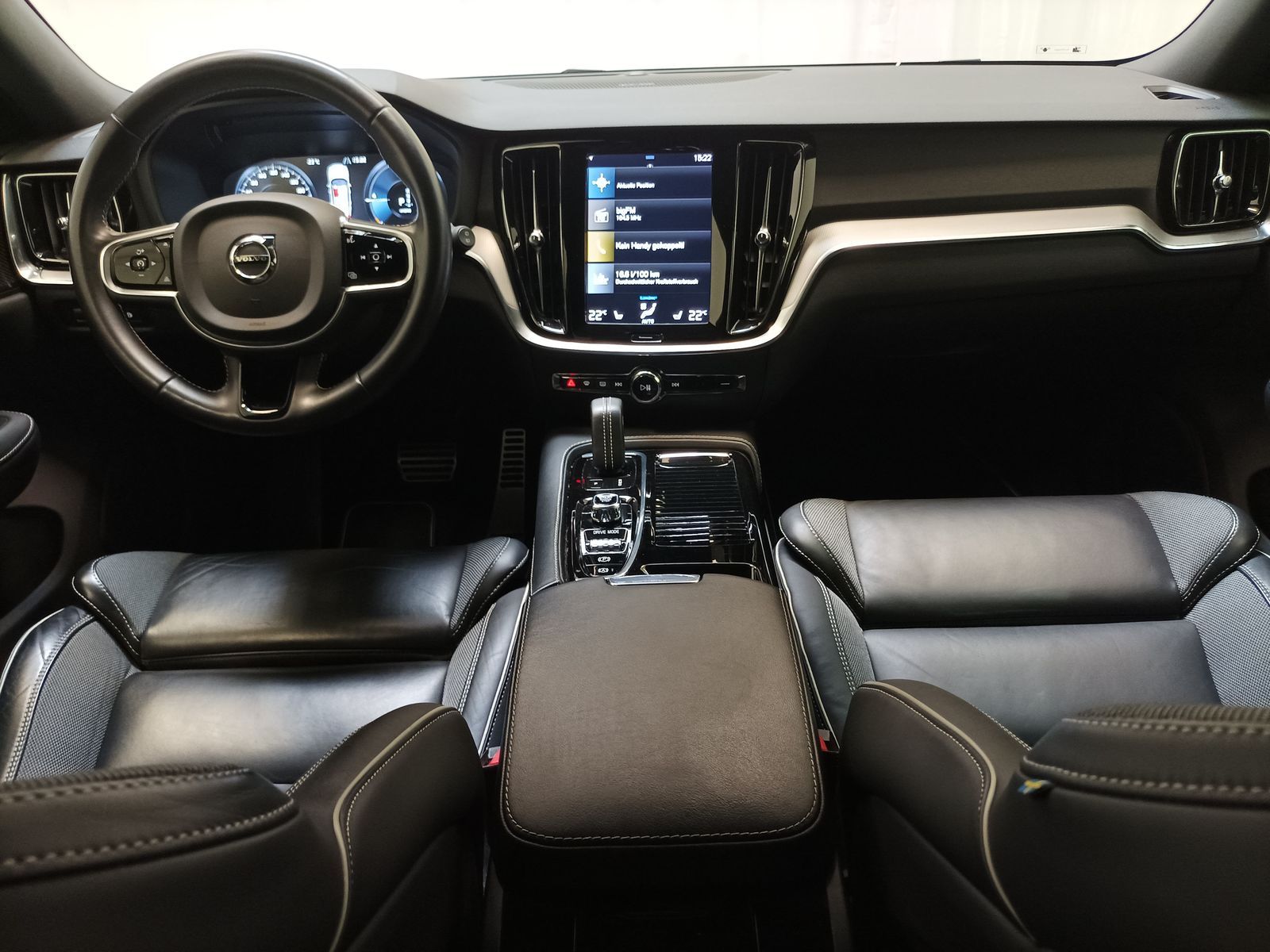 Volvo V 60 T6 Twin Engine AWD R Design|Navi|CAM|Xenium