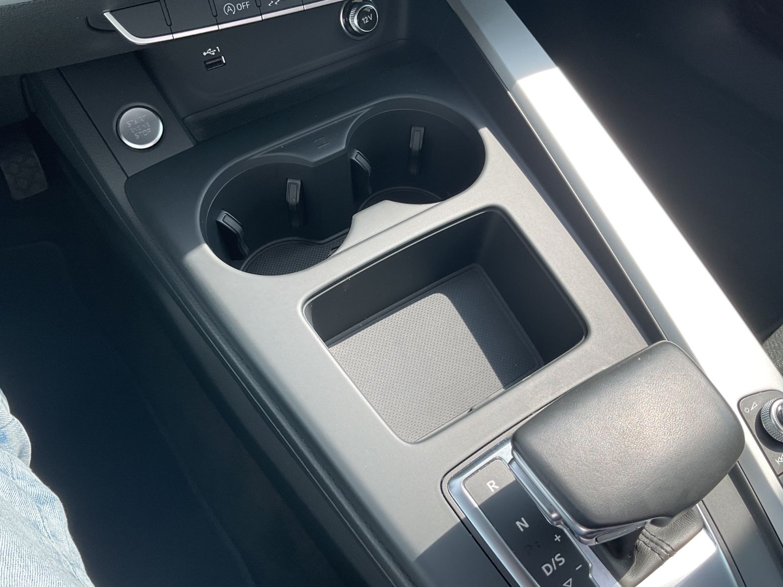 Audi A4 Avant 35 TFSI S-tronic - Samsaru's Car Outlet