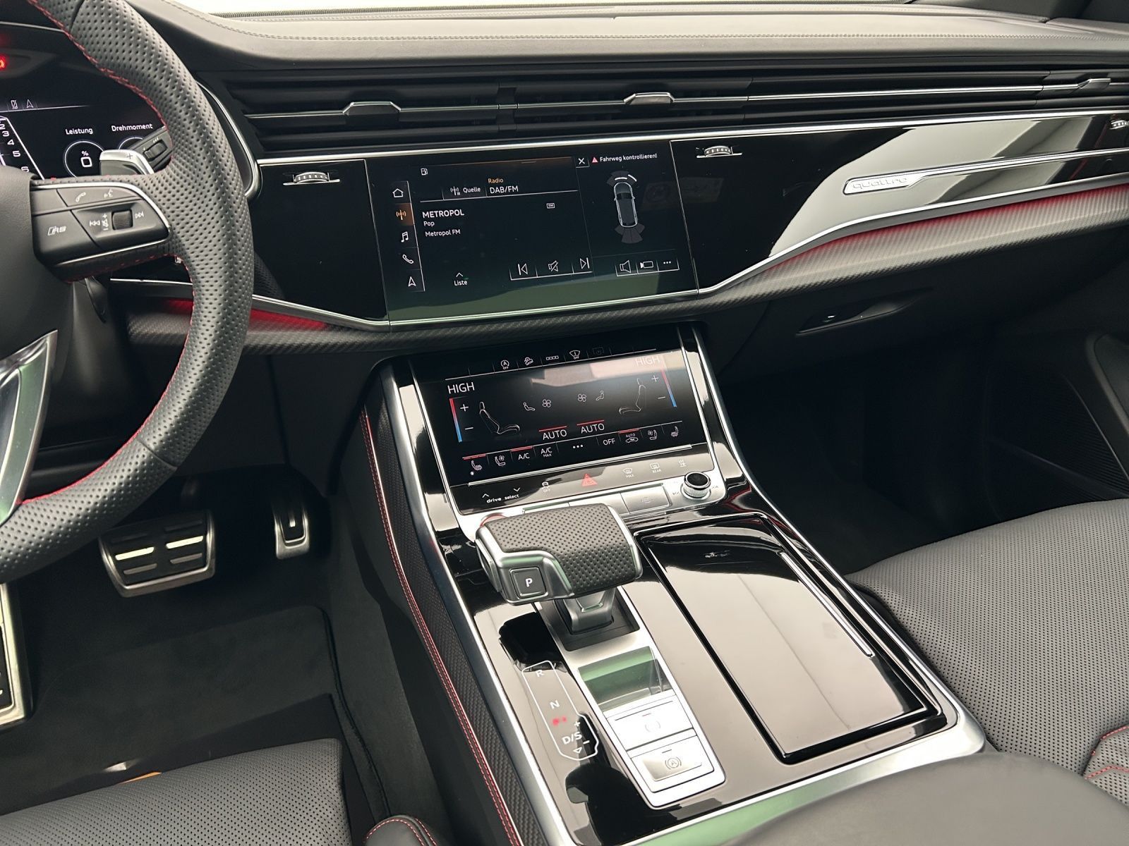 Audi RS Q8*Keramik*305 km/h*B&O*HUD*Pano*Standh*Matri