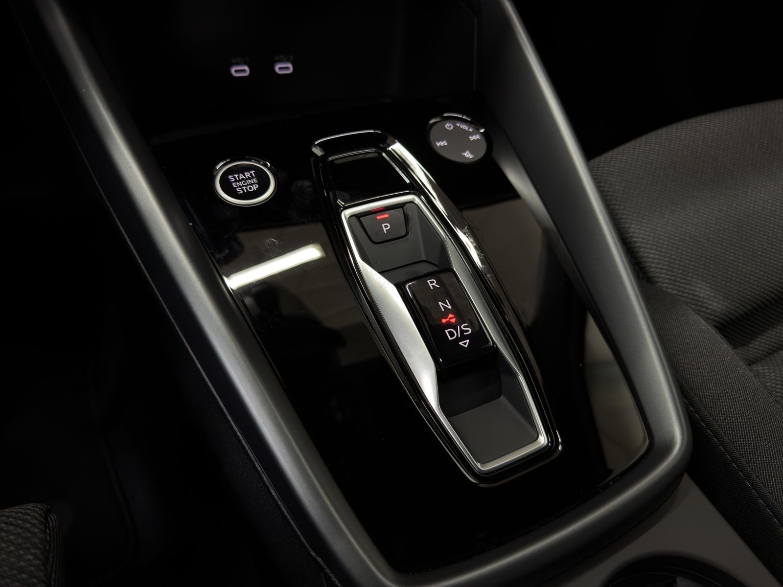 Audi A3 Sportback 35 TDI ADVANCED e - Samsaru's Car Outlet